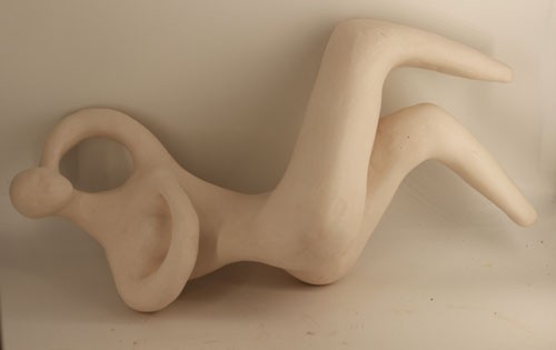 חוג פיסול בבטון -יציקה מלוטשת. ענת.