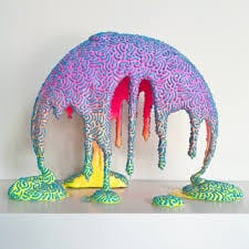 דן לאם: קצף פוליאוריטן, צבע אקרילי ושרף אפוקסי