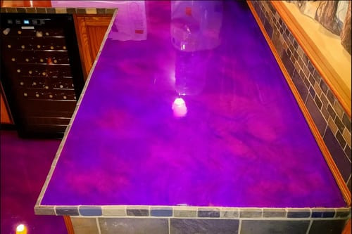 שיש אפוקסי למטבח: ציפוי משטח בטון באפוקסי צבעוני-הסדנה לתהליכים יצירתיים.