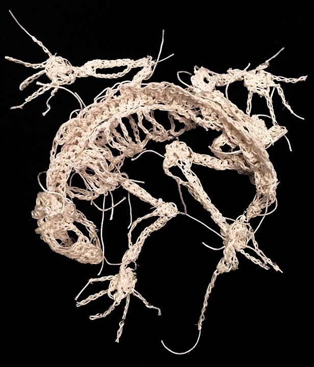 פיסול בבד- סריגה