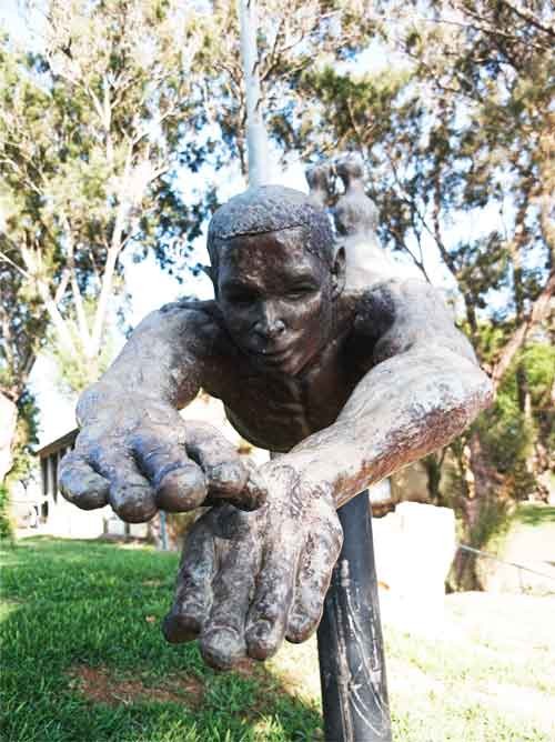 פיסול בברונזה-דניאל בהריר