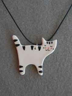 דמויות חיות כתכשיטי חימר-סדנת תכשיטים מחימר