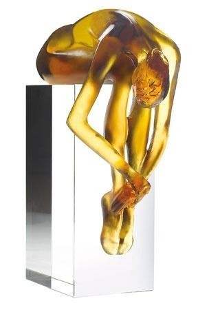 פיסול שקוף. יציקת אפוקסי. אמנות ההרפיה