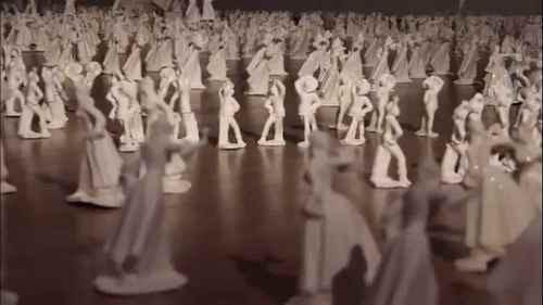 קלייר טוומי- מייצג קרמי