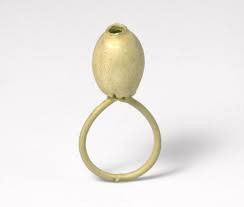  שרשראות ופרחים-באוהאוס