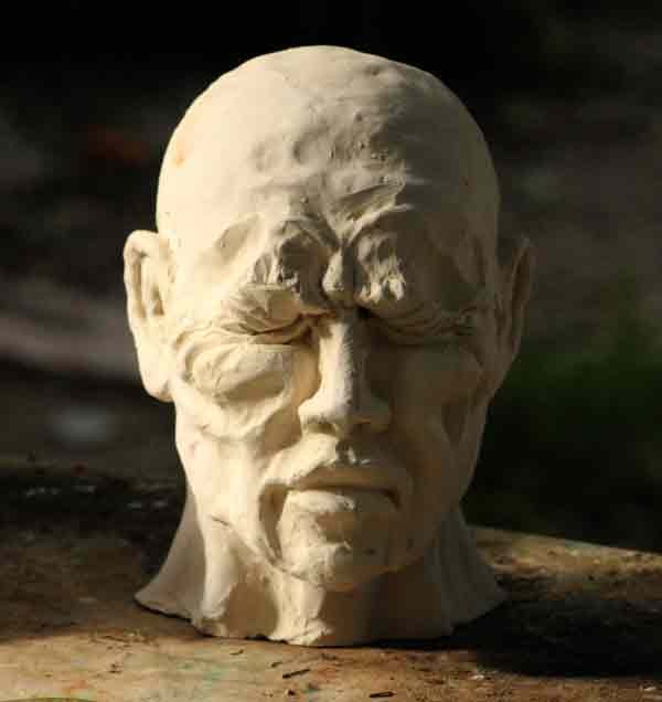 חוג פיסול בחימר