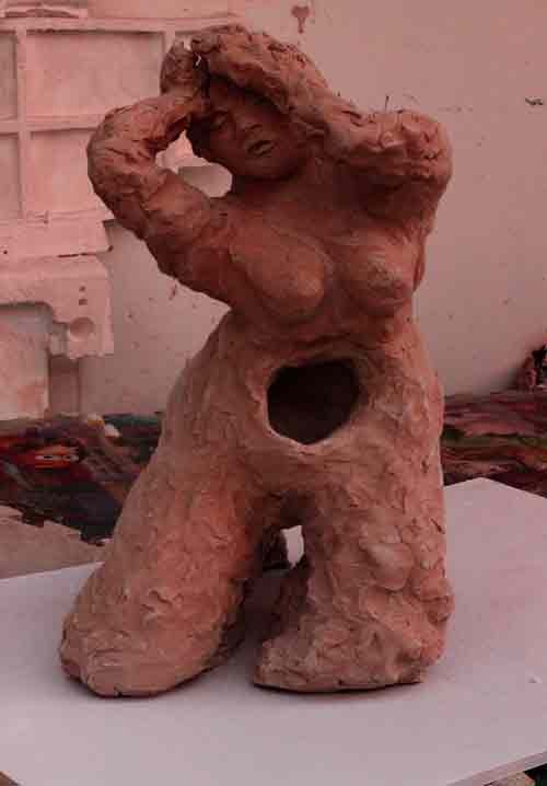 חוג פיסול קרמי-הקורבן