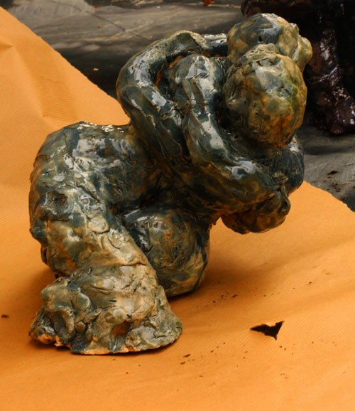 פיסול נס ציונה: לפסל את מורכבות המשיכה והאהבה